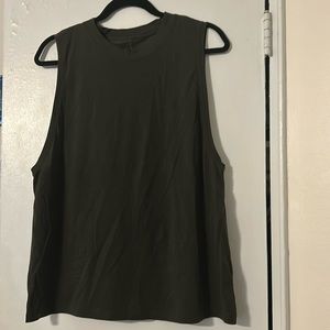Lululemon Size 8 Brunswick Muscle Tank Olive Green